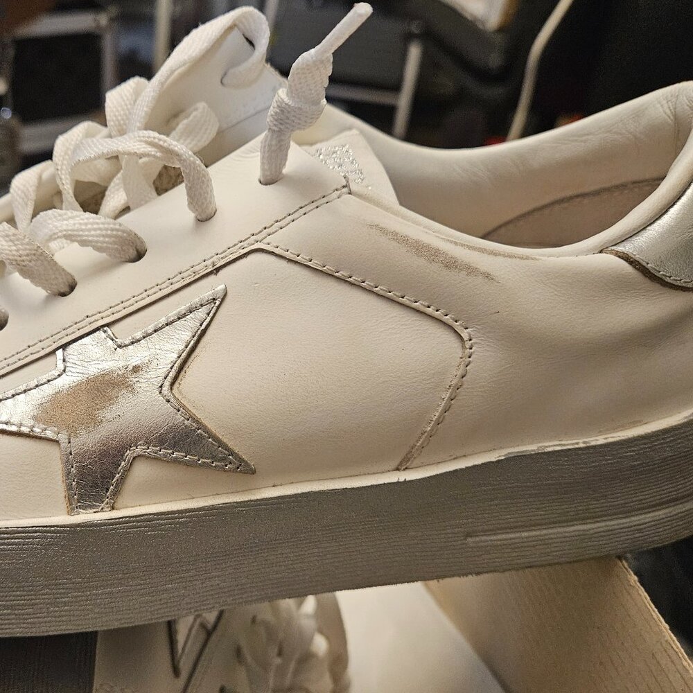 Womens Golden Goose sneakers size 41 (10)